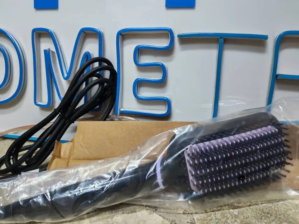 PHILIPS HAIR STRAIGHTENER BHH880