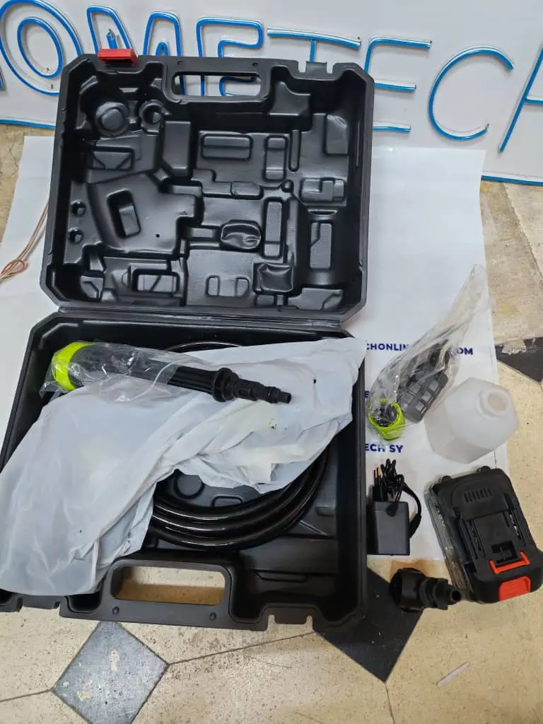 Portable battery-powered washing gun 8100