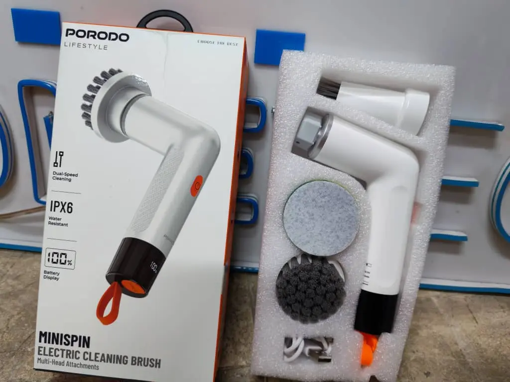 Porodo Lifestyle Mini Spin 10W Mini Electric Cleaning Brush with 5 heads- White pds3cbwh